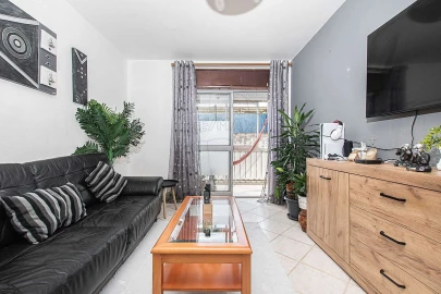 Apartamento T2 para Venda em Carregado e Cadafais