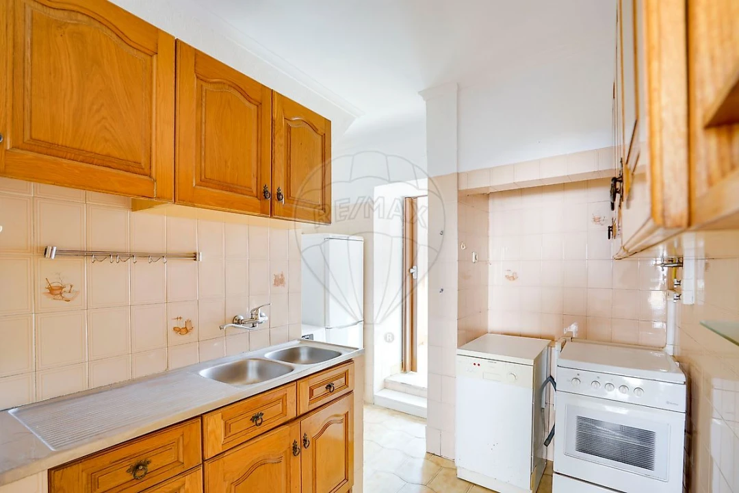 Apartamento T2 para Venda em Arroios Foto 11