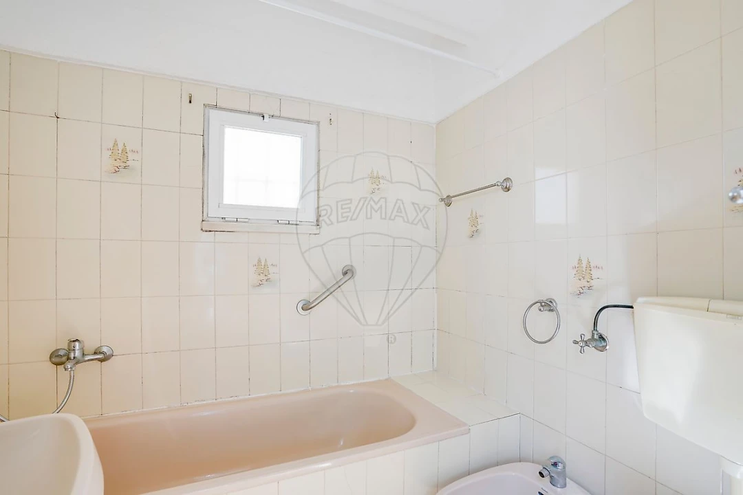 Apartamento T2 para Venda em Arroios Foto 18