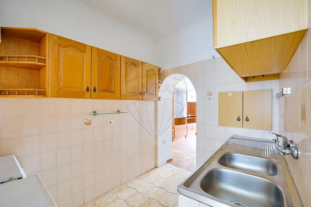 Apartamento T2 para Venda em Arroios Foto 13
