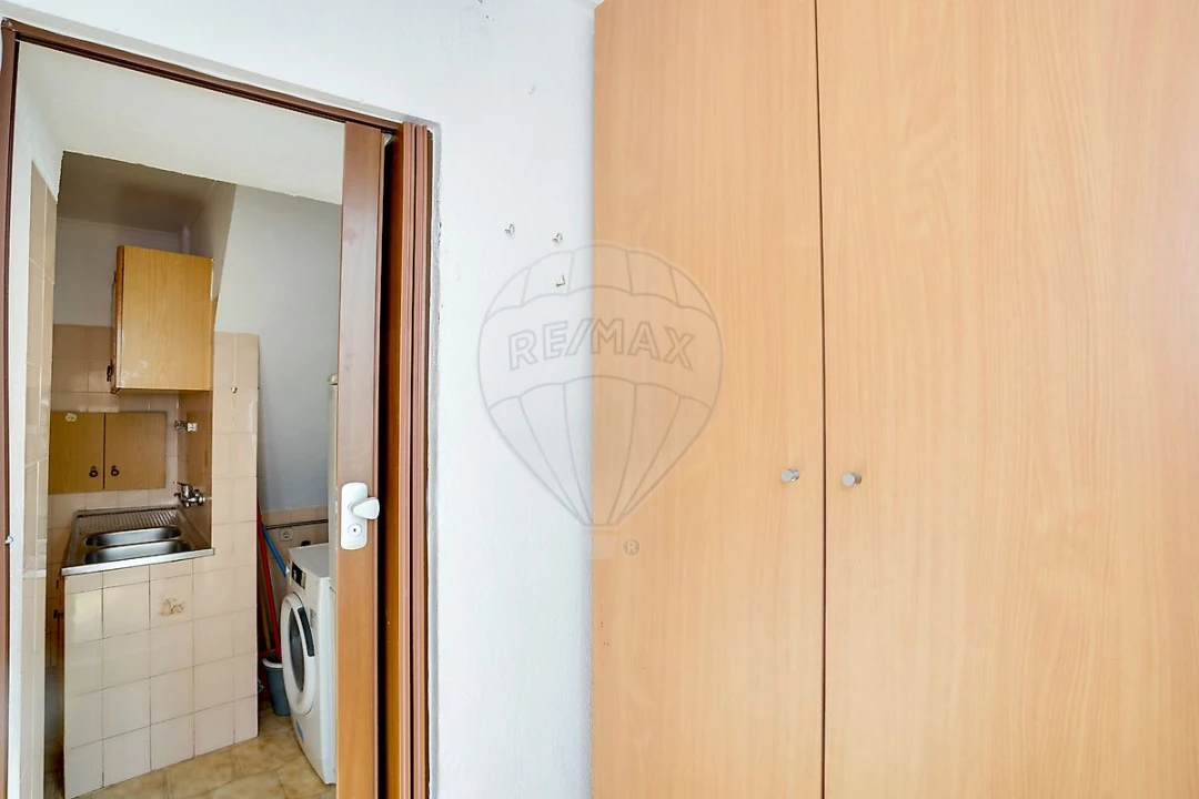 Apartamento T2 para Venda em Arroios Foto 15