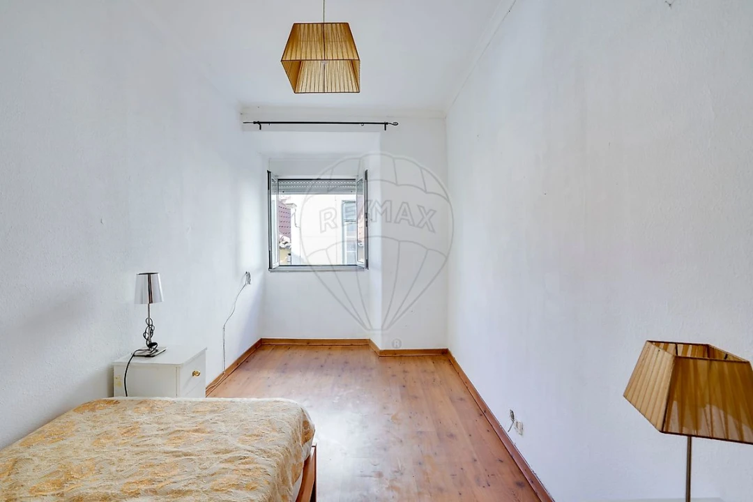 Apartamento T2 para Venda em Arroios Foto 6