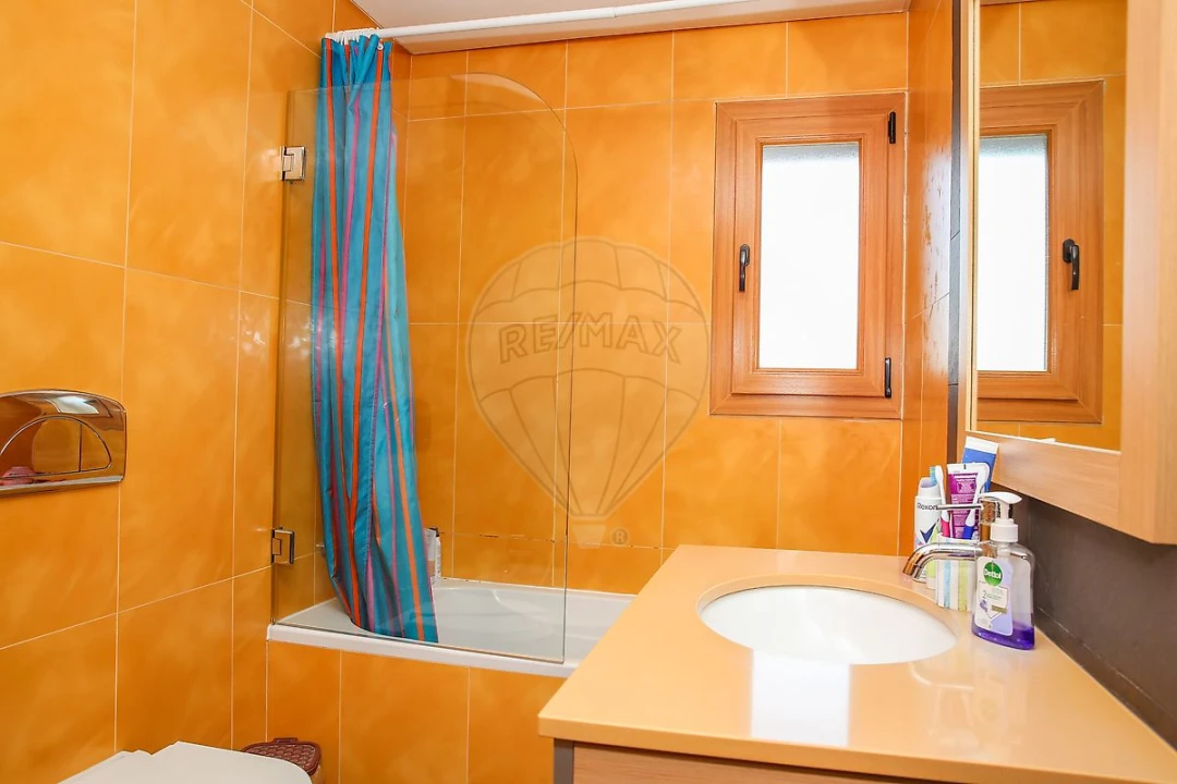 Apartamento T2 para Venda em Arruda dos Vinhos Foto 23