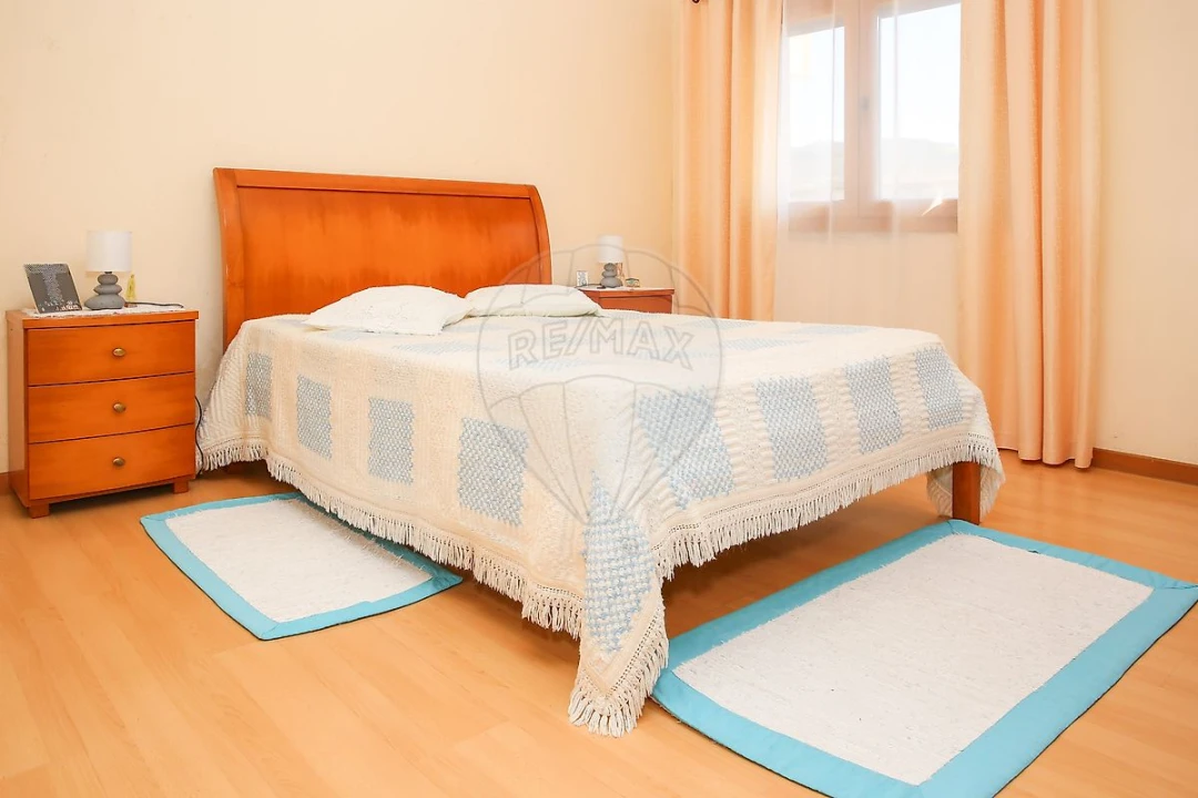 Apartamento T2 para Venda em Arruda dos Vinhos Foto 26