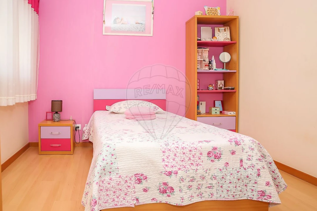 Apartamento T2 para Venda em Arruda dos Vinhos Foto 19