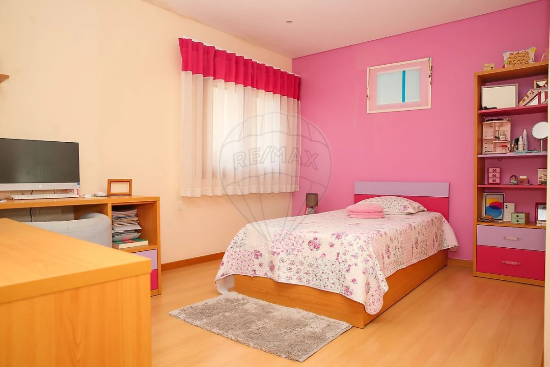 Apartamento T2 para Venda em Arruda dos Vinhos Foto 18