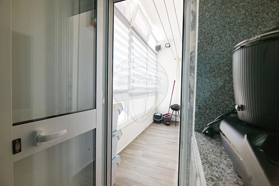Apartamento T2 para Venda em Seixal, Arrentela e Aldeia de Paio Pires Foto 17
