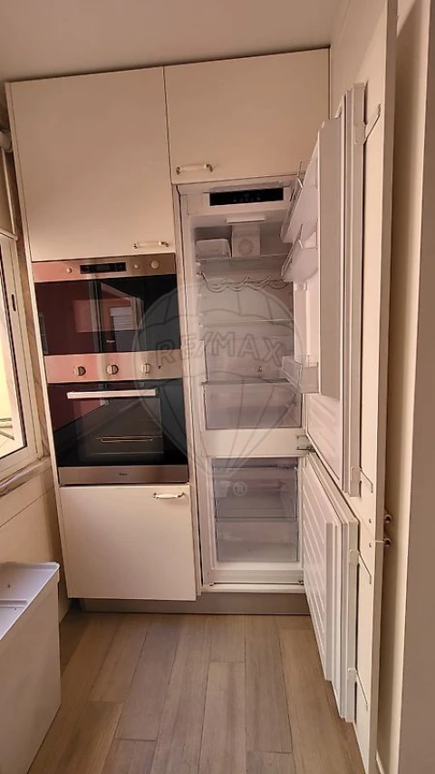 Apartamento T1 para Arrendamento em Moscavide e Portela