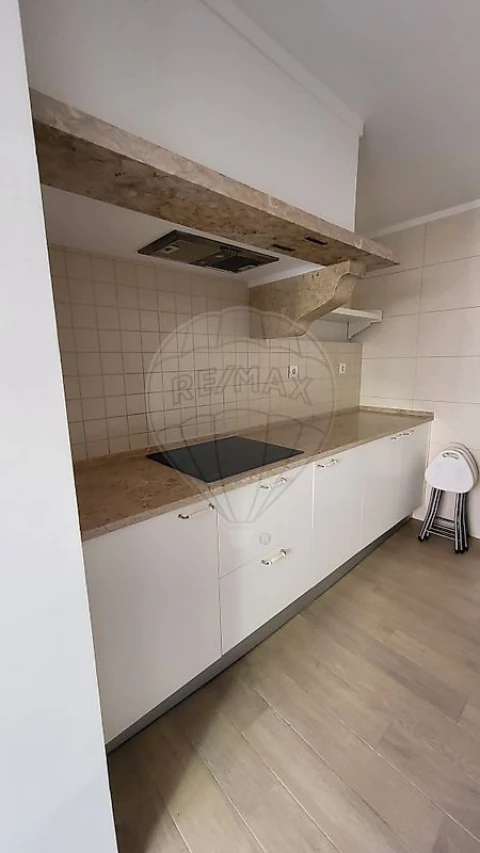 Apartamento T1 para Arrendamento em Moscavide e Portela