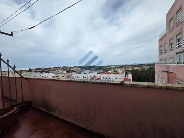 Apartamento T2 para Venda em Rio de Mouro