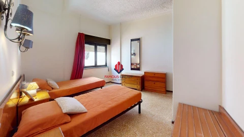 Apartamento T4 para Venda em Portimão
