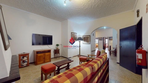 Apartamento T4 para Venda em Portimão