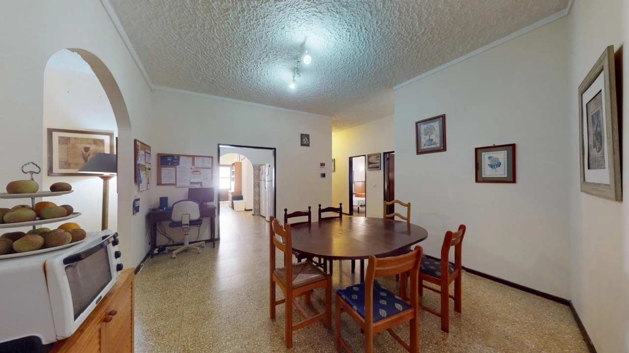 Apartamento T4 para Venda em Portimão Foto 12