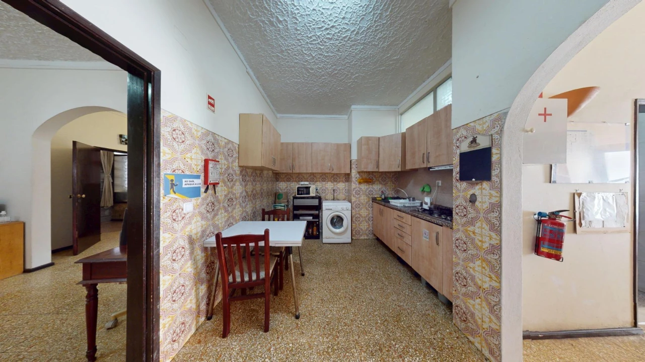 Apartamento T4 para Venda em Portimão Foto 29