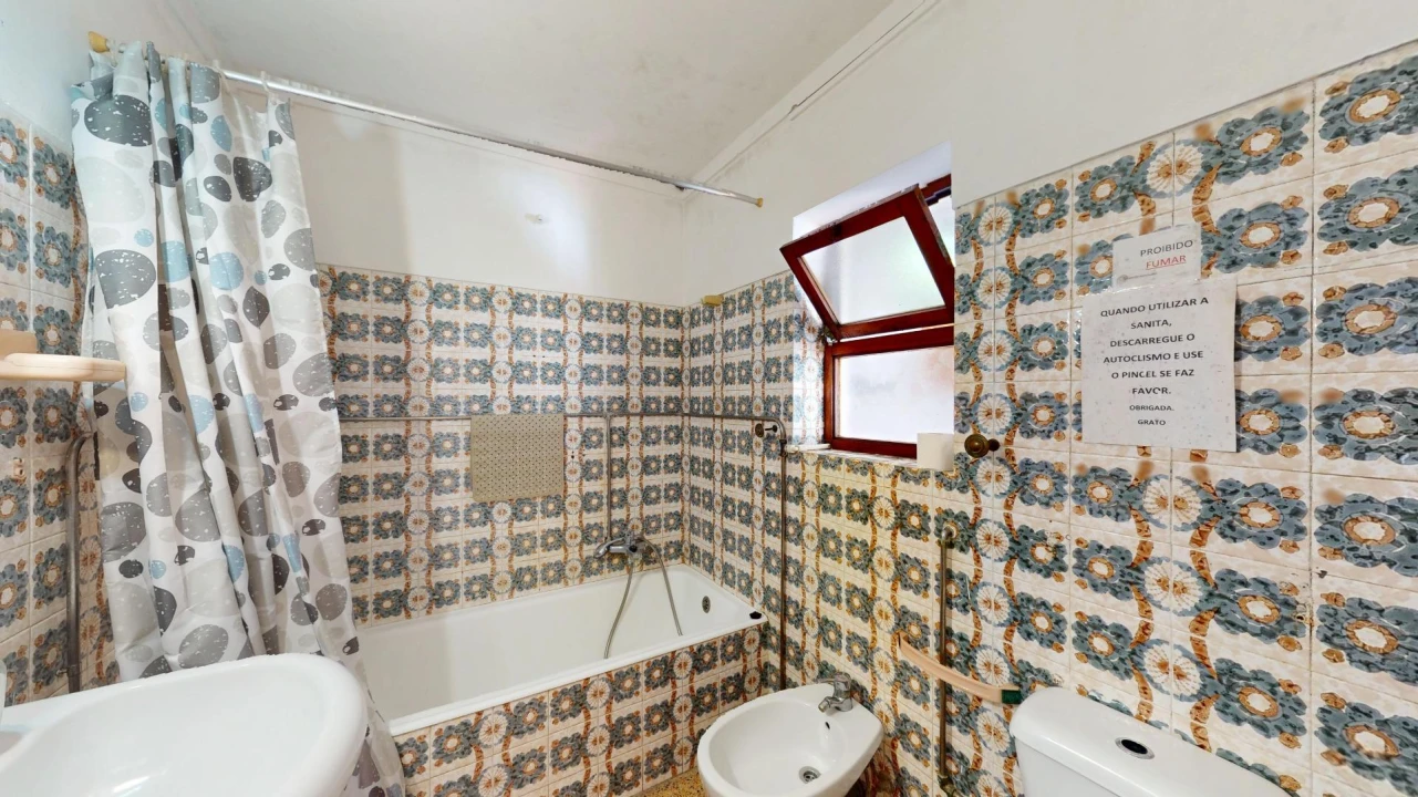 Apartamento T4 para Venda em Portimão Foto 32