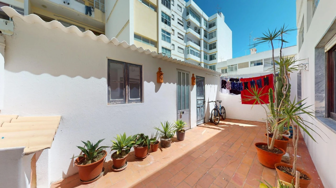 Apartamento T4 para Venda em Portimão Foto 4