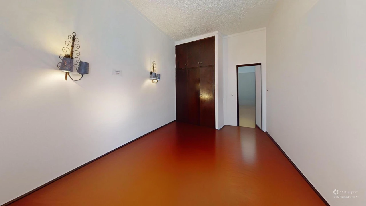 Apartamento T4 para Venda em Portimão Foto 49