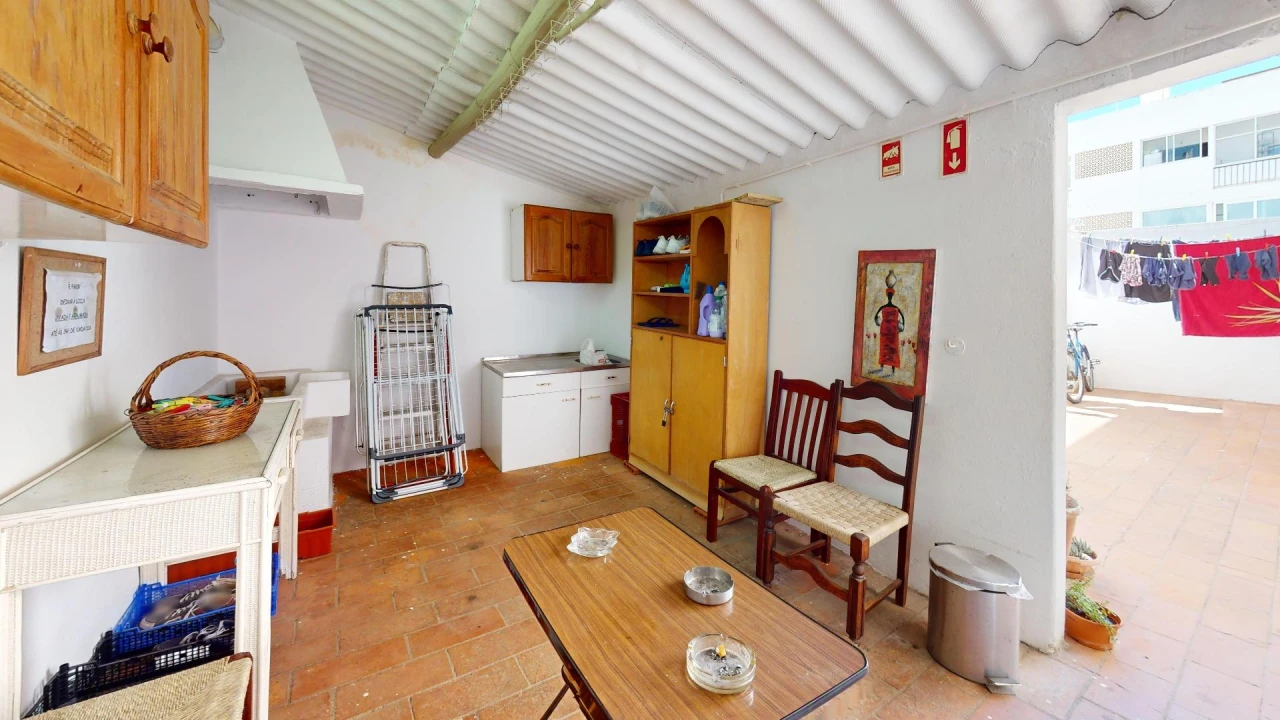 Apartamento T4 para Venda em Portimão Foto 5