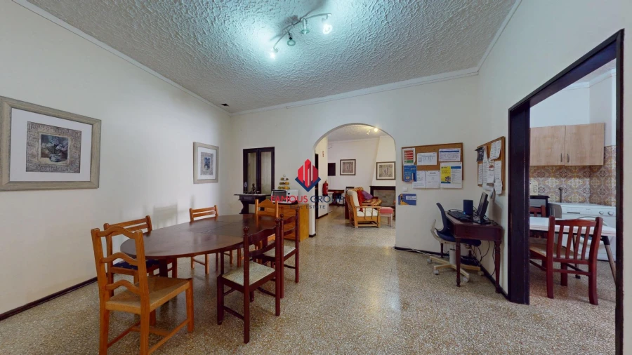 Apartamento T4 para Venda em Portimão Foto 14