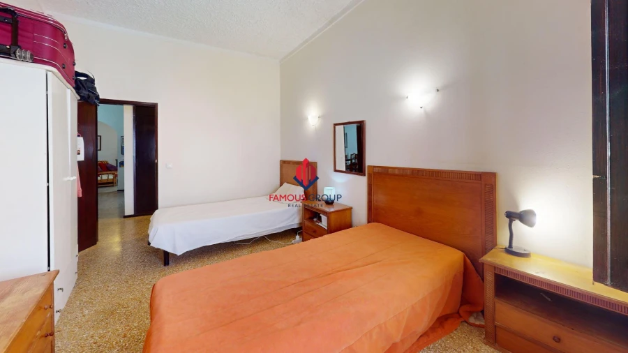 Apartamento T4 para Venda em Portimão Foto 44