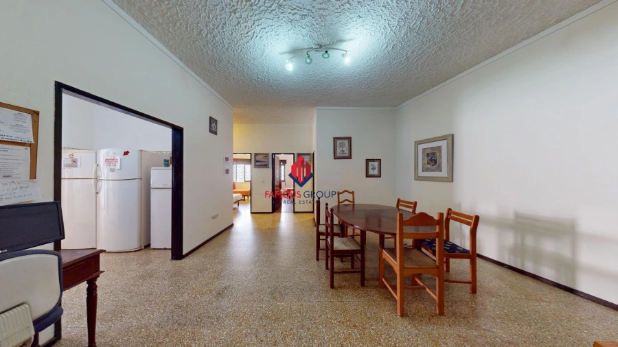 Apartamento T4 para Venda em Portimão Foto 9