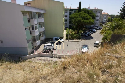 Terreno para Venda em Oeiras e São Julião da Barra, Paço de Arcos e Caxias