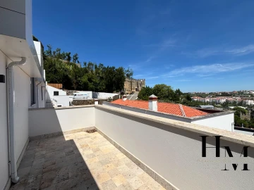 Apartamento T3 para Venda em Leiria, Pousos, Barreira e Cortes