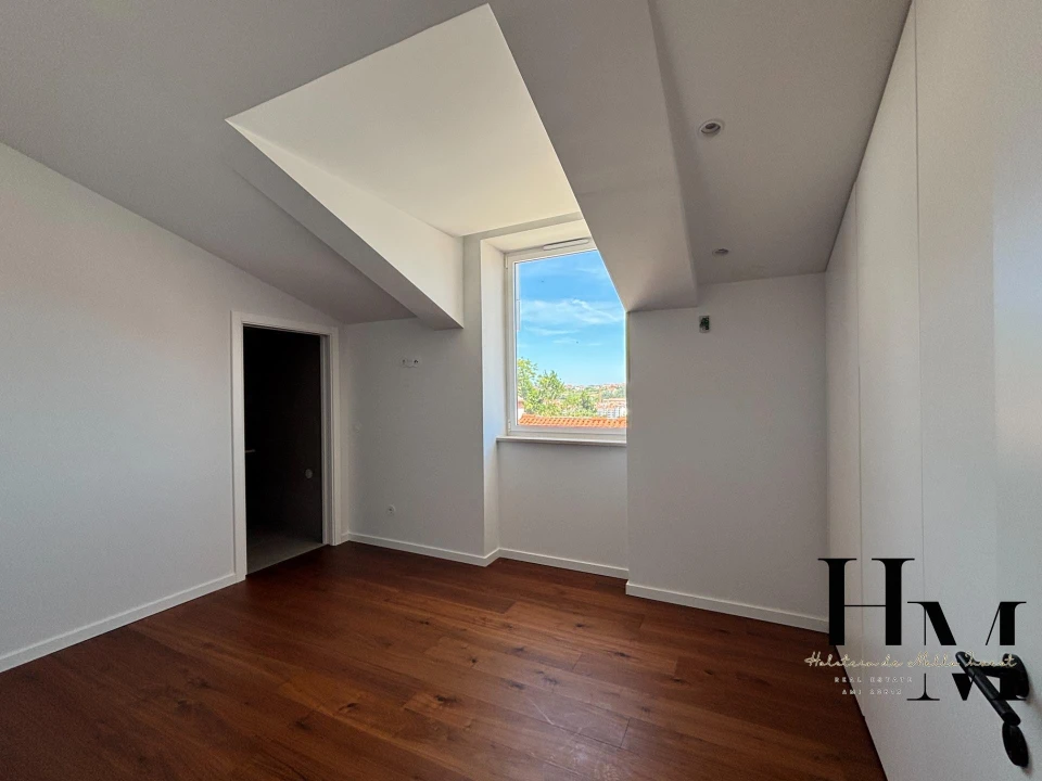 Apartamento T3 para Venda em Leiria, Pousos, Barreira e Cortes Foto 13