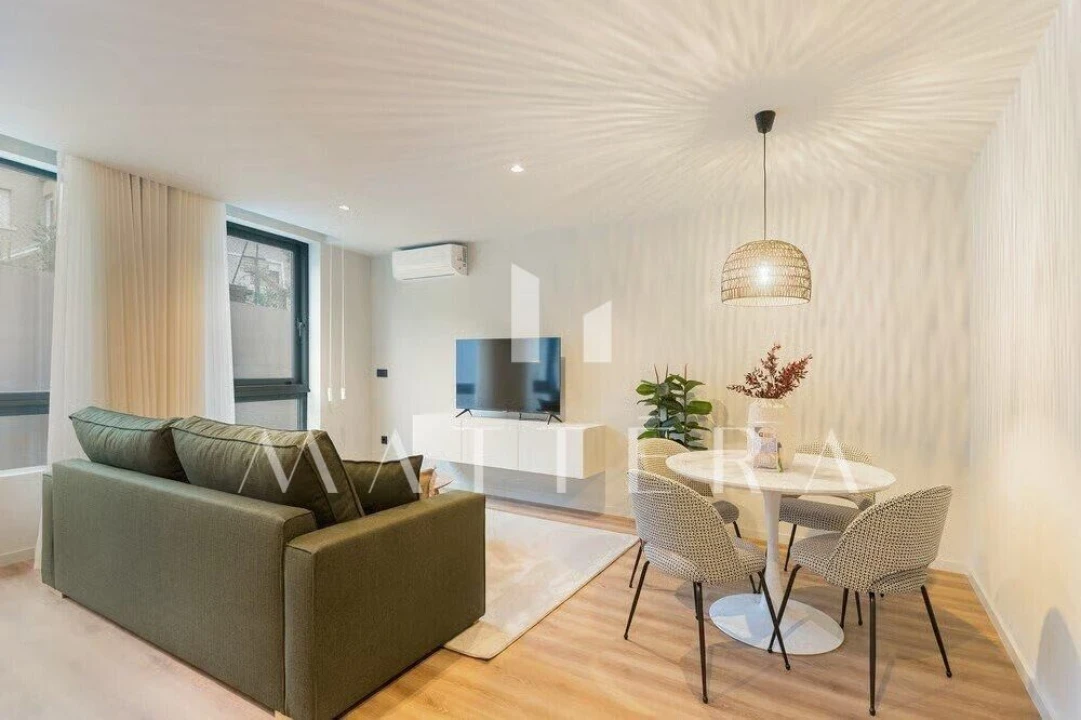 Apartamento T1 para Venda em Mafamude e Vilar do Paraíso Foto 4