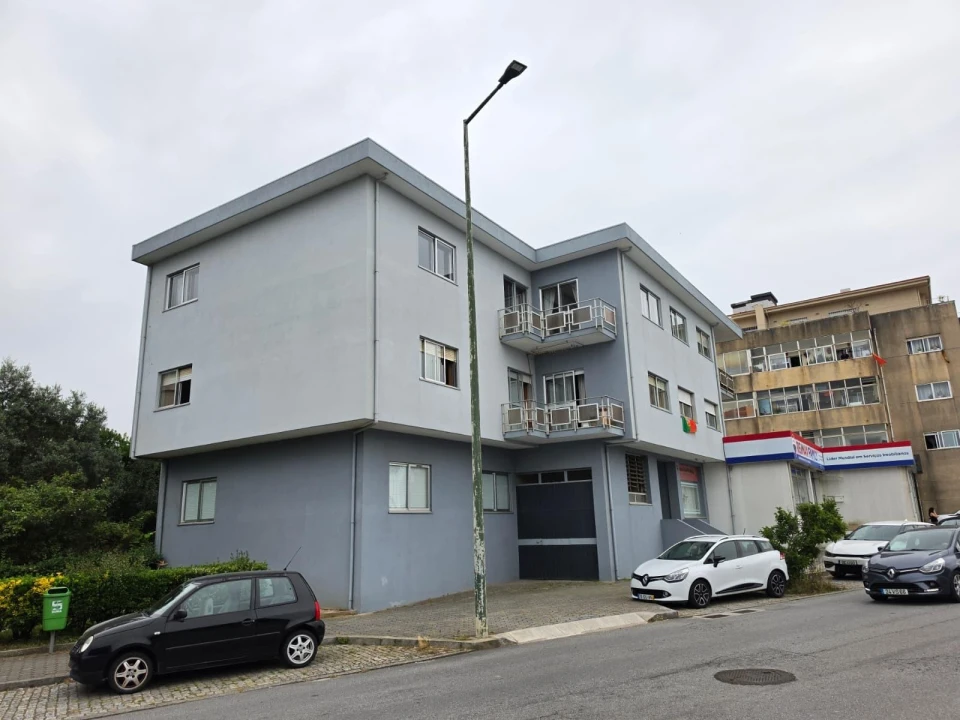 Apartamento T3 para Venda em Canidelo Foto 1