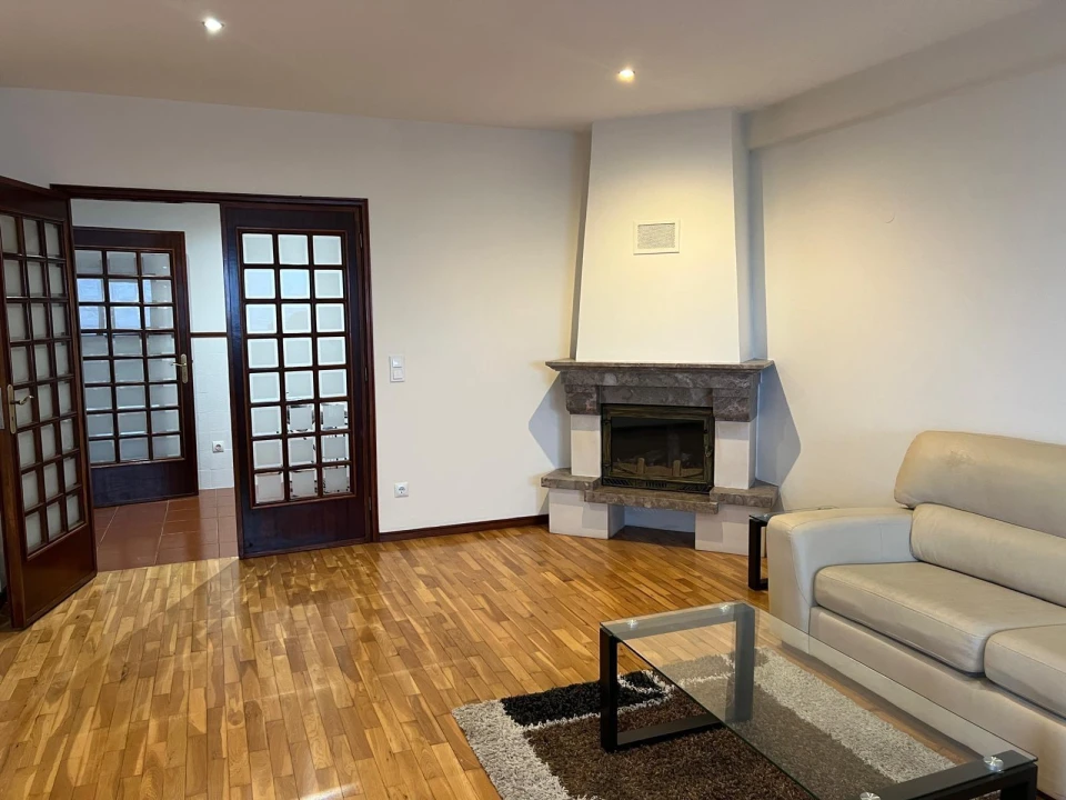 Apartamento T3 para Venda em Canidelo Foto 4