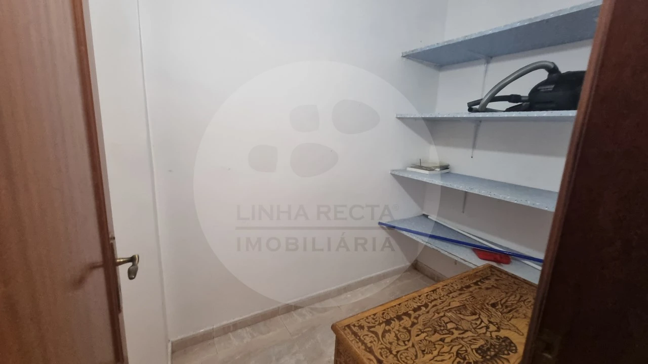 Apartamento T2 para Venda em Algueirão-Mem Martins Foto 20
