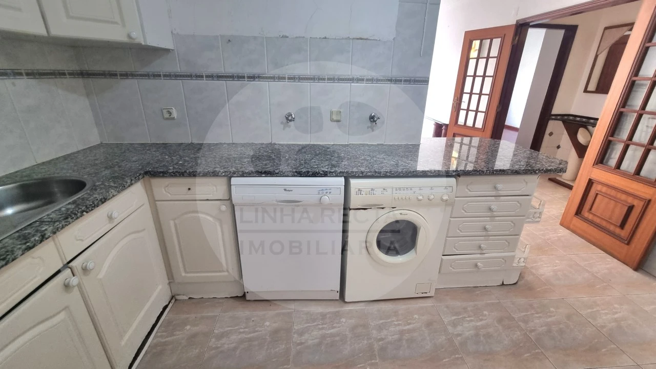 Apartamento T2 para Venda em Algueirão-Mem Martins Foto 11