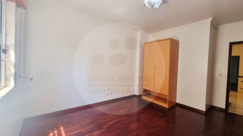 Apartamento T2 para Venda em Algueirão-Mem Martins