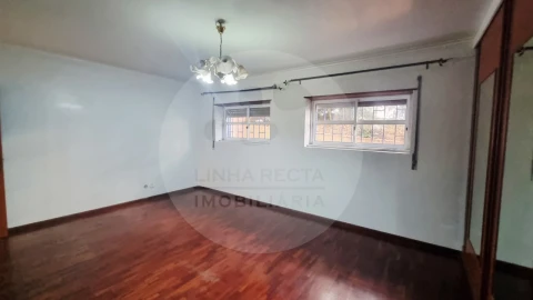 Apartamento T2 para Venda em Algueirão-Mem Martins