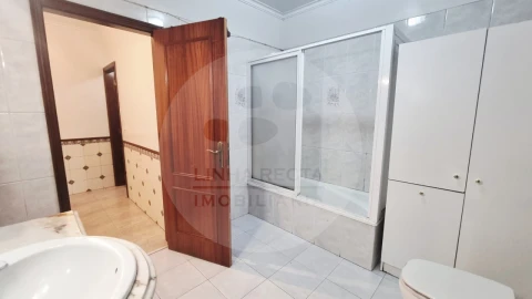 Apartamento T2 para Venda em Algueirão-Mem Martins