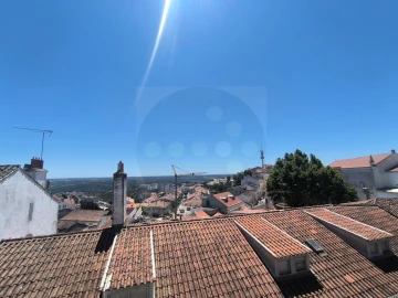 Prédio para Venda em Abrantes (São Vicente e São João) e Alferrarede