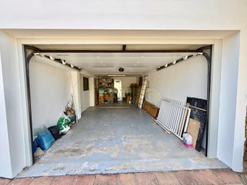 Moradia T3 para Venda em Loule (São Sebastião)