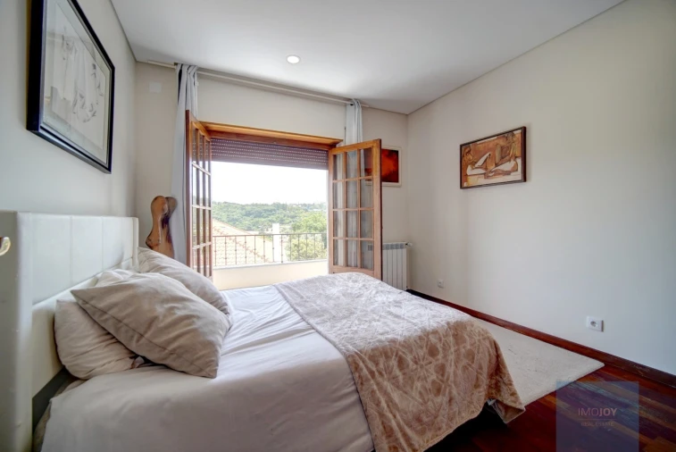 Moradia T4 para Venda em Santa Maria e São Miguel, São Martinho, São Pedro Penaferrim Foto 18