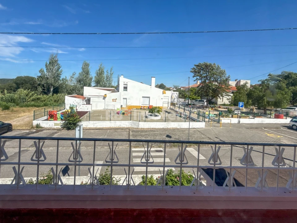 Moradia T8 para Venda em Tramagal Foto 13