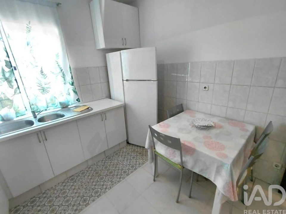 Moradia T2 para Venda em Fiães Foto 5