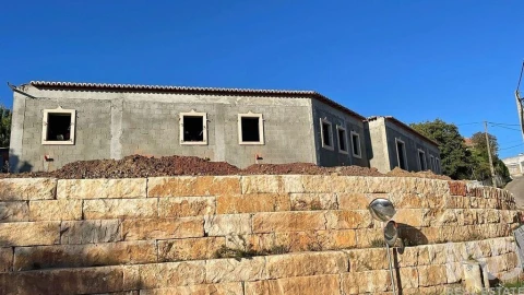 Moradia T3 para Venda em Salir de Matos