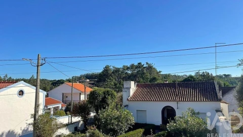Moradia T3 para Venda em Salir de Matos