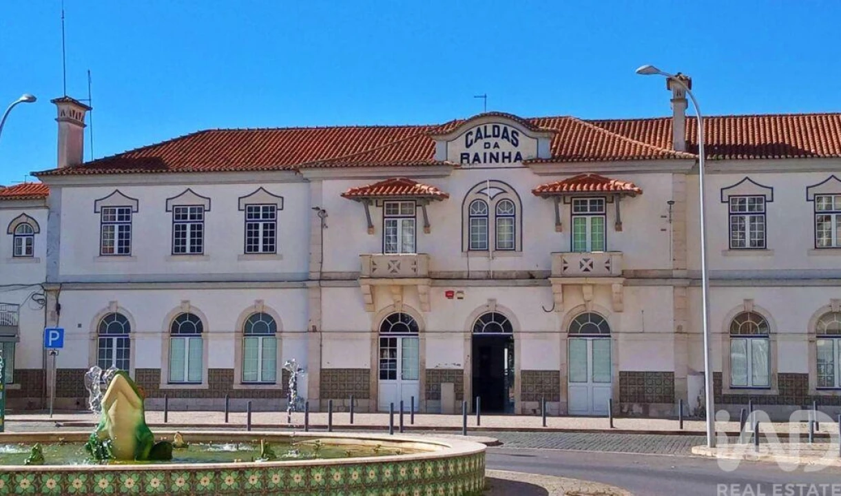 Moradia T3 para Venda em Salir de Matos Foto 12