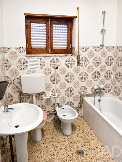 Moradia para Venda em São Miguel, Santa Eufémia e Rabaçal