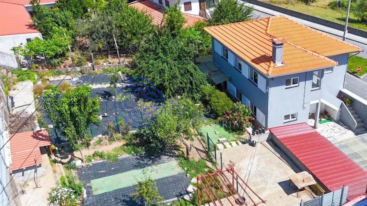 Moradia T4 para Venda em São João da Madeira Foto 6