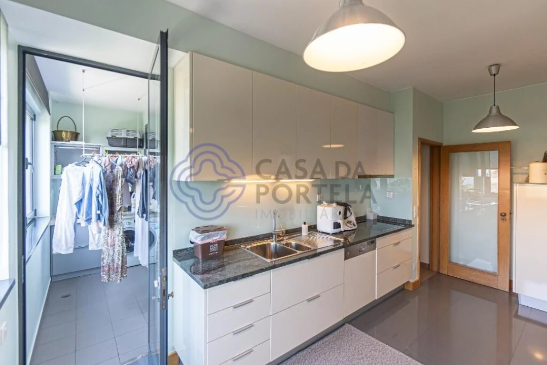 Apartamento T3 para Venda em Aldoar, Foz do Douro e Nevogilde Foto 17