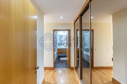 Apartamento T3 para Venda em Aldoar, Foz do Douro e Nevogilde