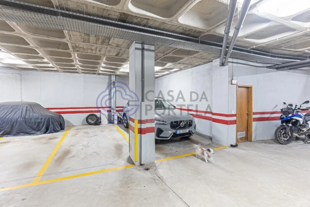 Apartamento T3 para Venda em Aldoar, Foz do Douro e Nevogilde Foto 42