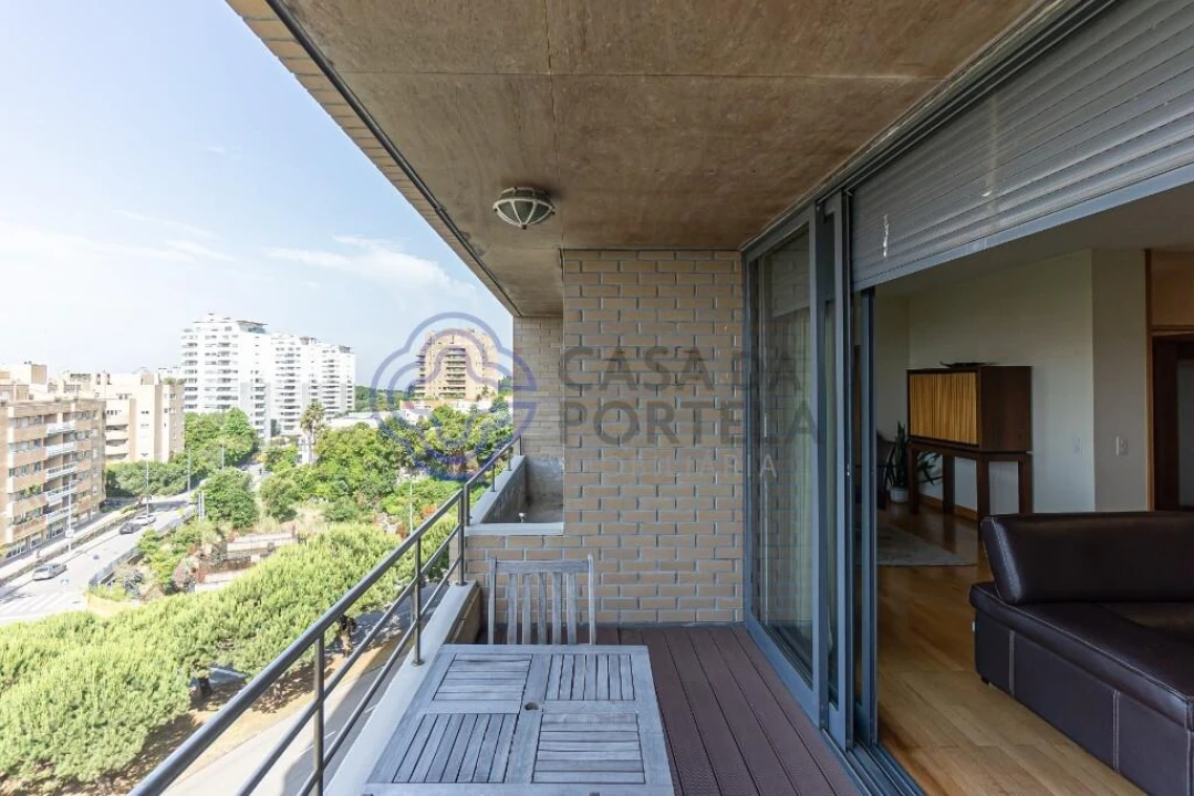 Apartamento T3 para Venda em Aldoar, Foz do Douro e Nevogilde Foto 1